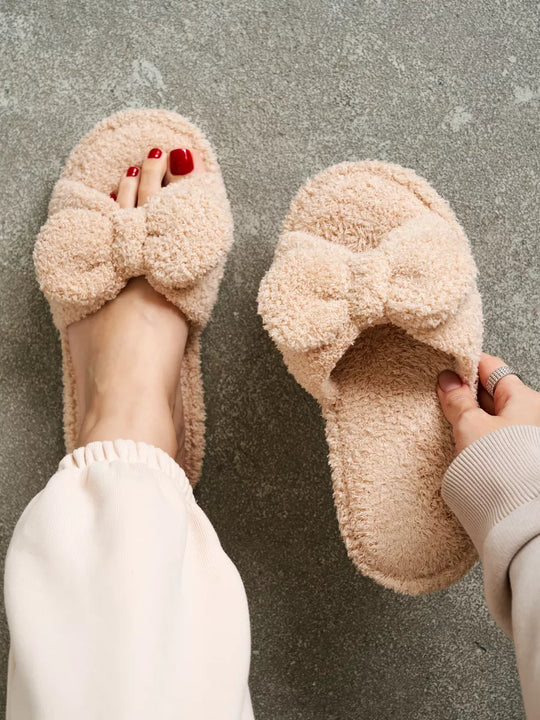 Fluffy Open-Toe Slippers with Soft Textile Upper and Cushioned Sole
