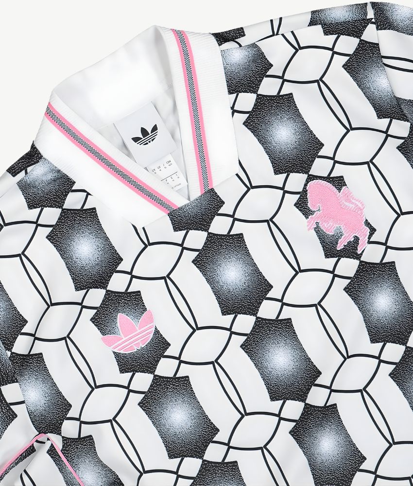 Juventus 2025/26 'Illusion' Concept Jersey – Fan Version