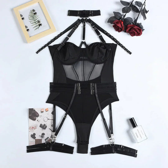 Schwarzer Mesh-Body für Damen mit Bügeln, Neckholder-Strapsgeschirr und doppelten Beinschlaufen