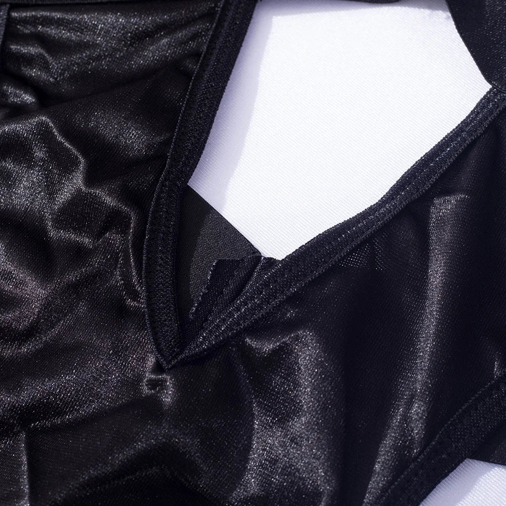 Damen-Dessous-Body aus Spitze mit zarten Borten und figurbetonter Form