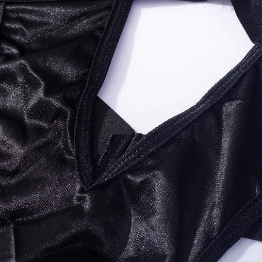 Damen-Dessous-Body aus Spitze mit zarten Borten und figurbetonter Form