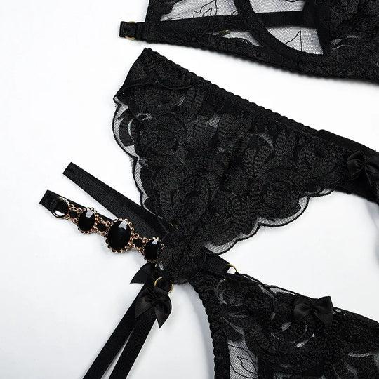 Women's Floral Embroidered 3-Piece Lingerie Set with Underwired Bra and Decorative Gold-Tone Straps