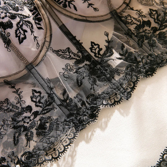 3-teiliges Damen-Dessous-Set aus hautfarbenem Mesh mit schwarzer Blumenstickerei, Bustier und String