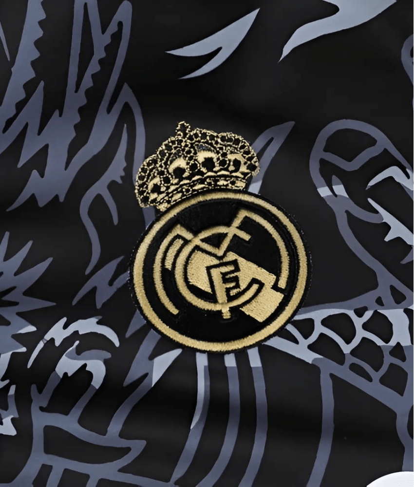 Real Madrid 2022/23 Black Dragon 1/4 Zip Tracksuit